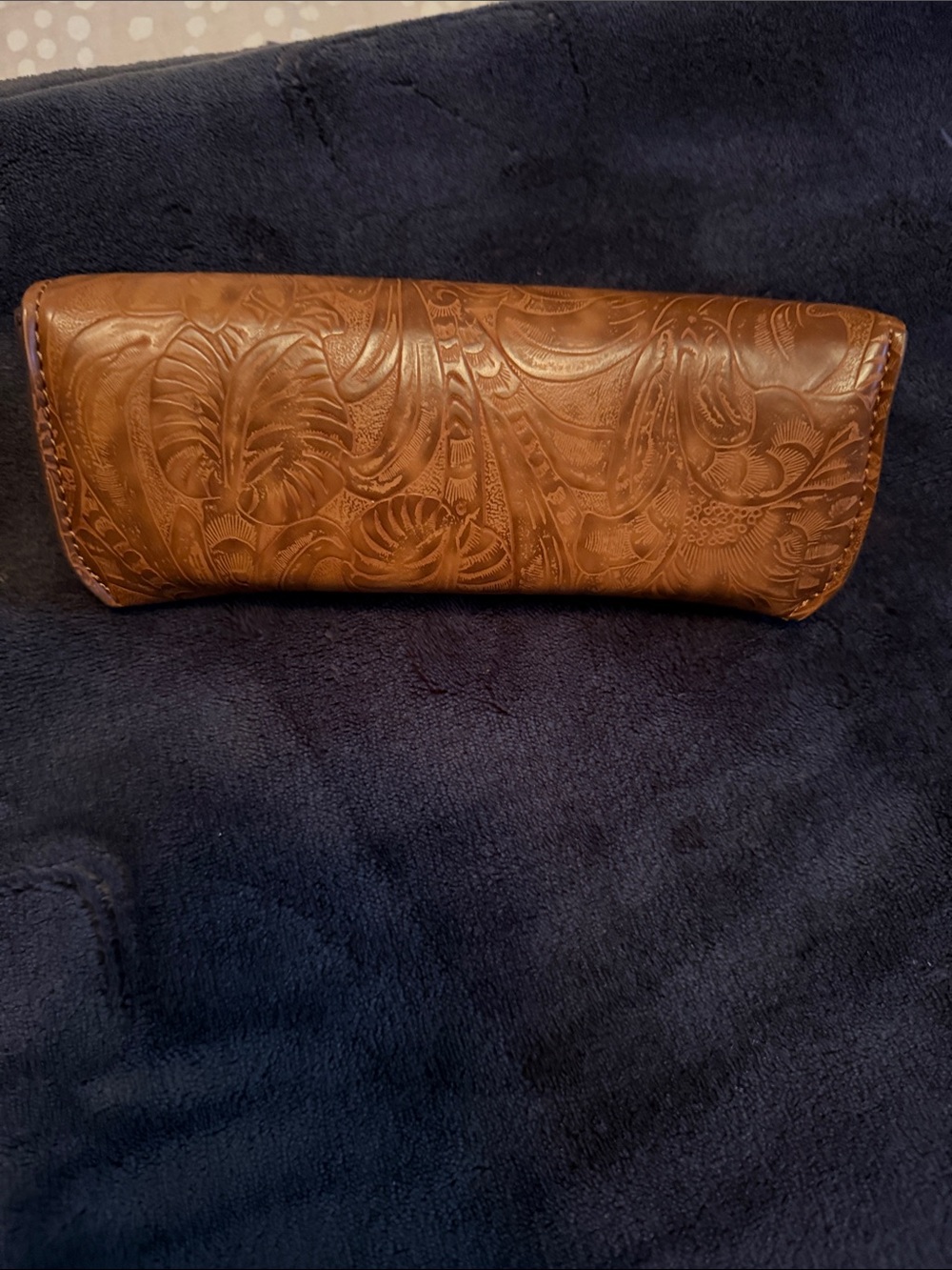 Polo by Ralph Lauren Embossed Tan Leather Eyewear Case - Picture 2 of 11